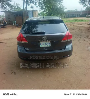 Toyota Venza 2010 Gray
