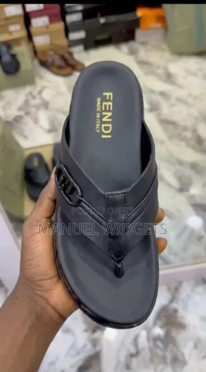 Fendi Leather Men's Slides Pam – Premium Quality (Fully Boxed)