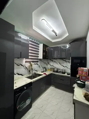 Furnished 2bdrm Block of Flats in Off Ojuelegba for rent