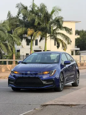 Toyota Corolla SE 2021 Blue