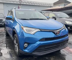 Toyota RAV4 Limited FWD (2.5L 4cyl 6A) 2016 Blue