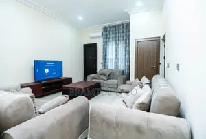 3bdrm Block of Flats in Zone B for rent