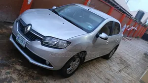 Renault Logan 2014 Silver