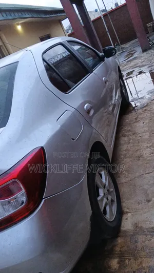 Renault Logan 2014 Silver