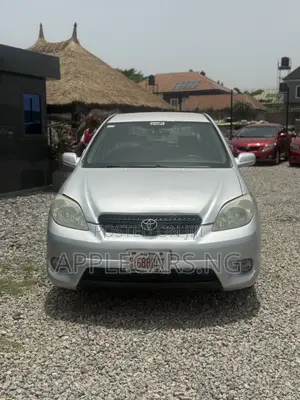 Toyota Matrix Hatchback AWD (1.8L 4cyl 4A) 2006 Silver