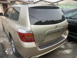 Toyota Highlander 2009 Gold