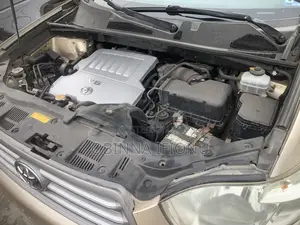 Toyota Highlander 2009 Gold