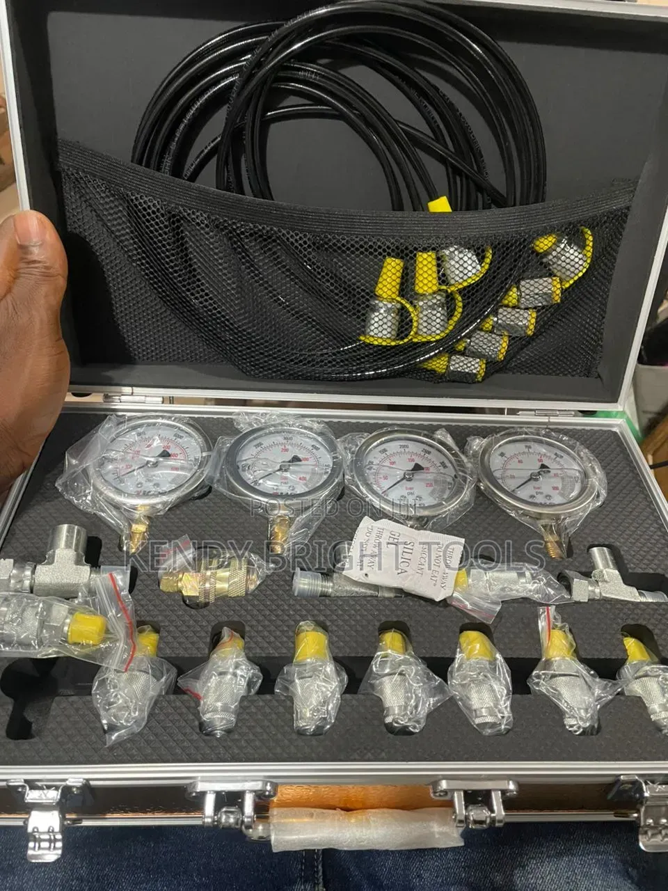 Pressure Gauge Set
