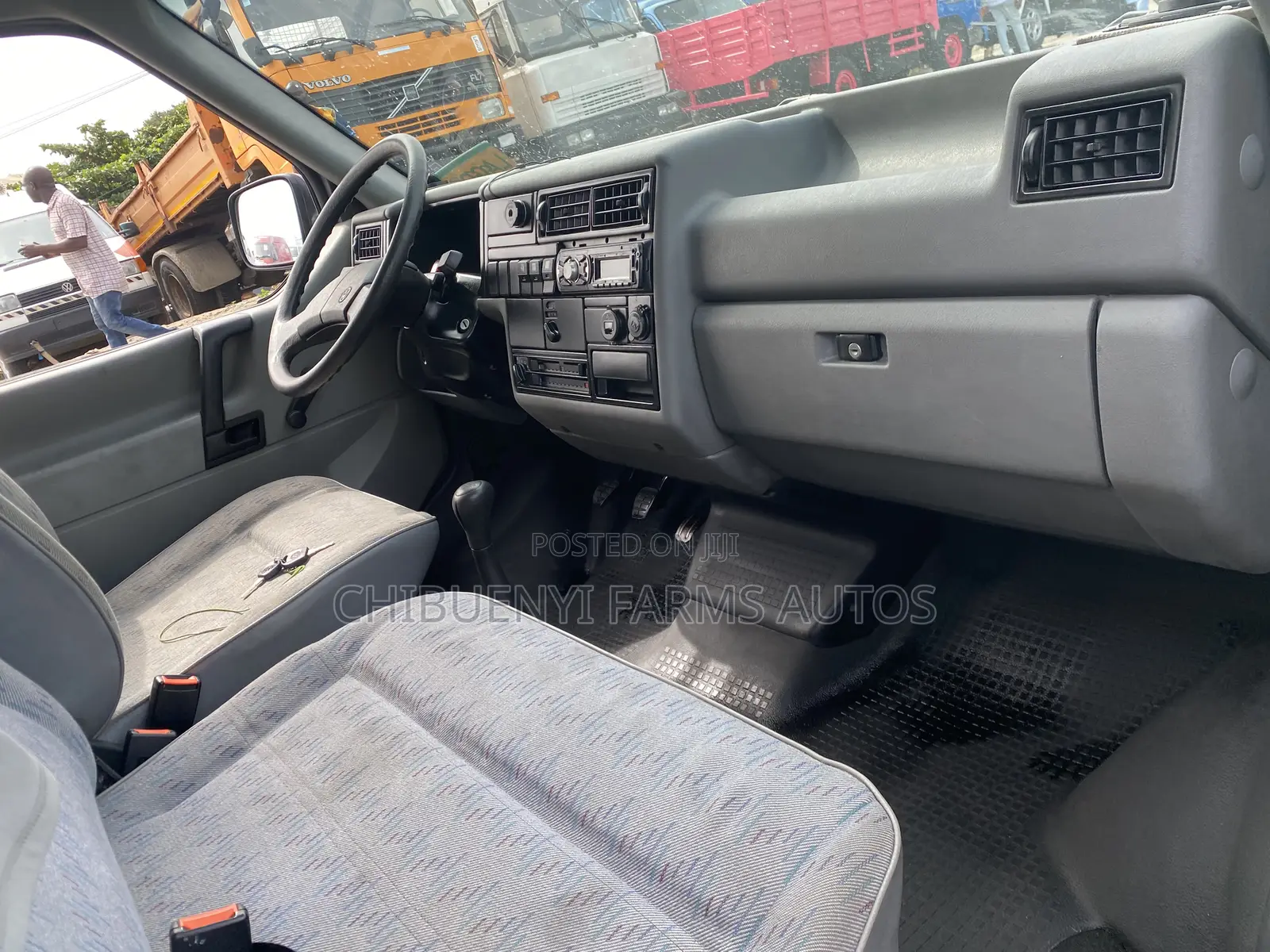 Volkswagen Transporter 2005 Grey
