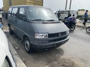 Volkswagen Transporter 2005 Grey