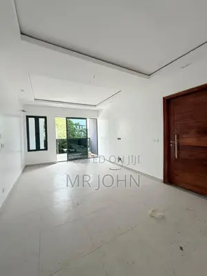 2bdrm Apartment in Ikate  D M Pr, Lekki for rent