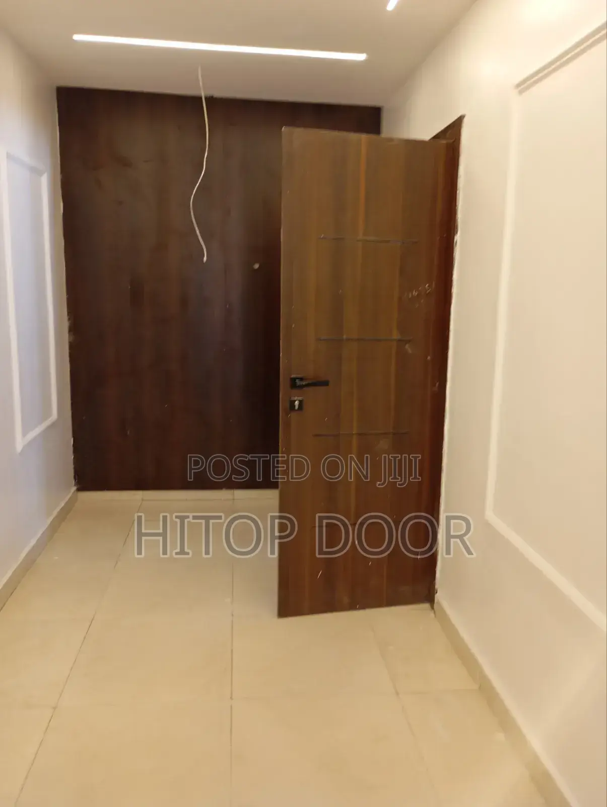 Hitops HDF Door With Frame and Architrave