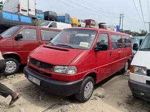 Volkswagen Transporter 2005 Red