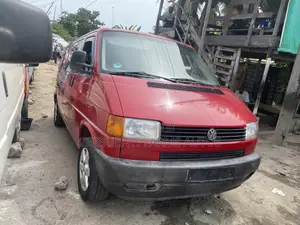 Volkswagen Transporter 2004 Red