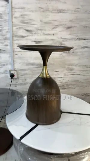Quality Round Side Stool Table