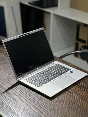 Laptop HP EliteBook 840 G10 16GB Intel Core i7 SSD 512GB