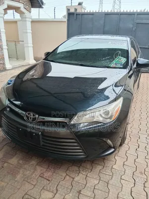 Toyota Camry LE 4dr Sedan (2.5L 4cyl 6A) 2017 Blue