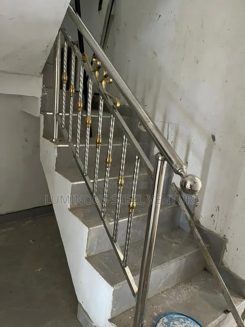 This Contemporary Stainless Steel Handrail, Which Has a Mirror