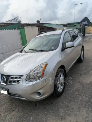 Nissan Rogue SV 2012 Silver