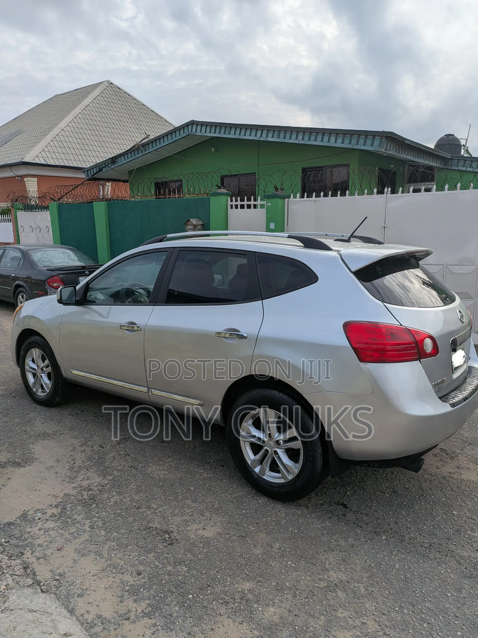 Nissan Rogue SV 2012 Silver