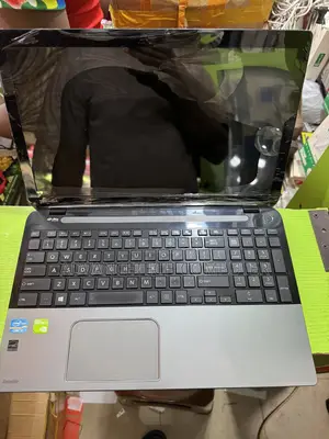 Laptop Toshiba Satellite L50 8GB Intel Core i5 HDD 500GB