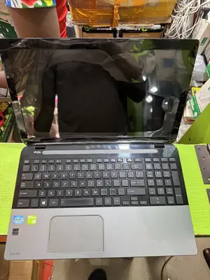 Laptop Toshiba Satellite L50 8GB Intel Core i5 HDD 500GB