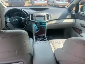 Toyota Venza 2010 White