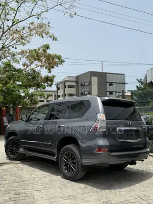 Lexus GX 460 Luxury 2015 Gray