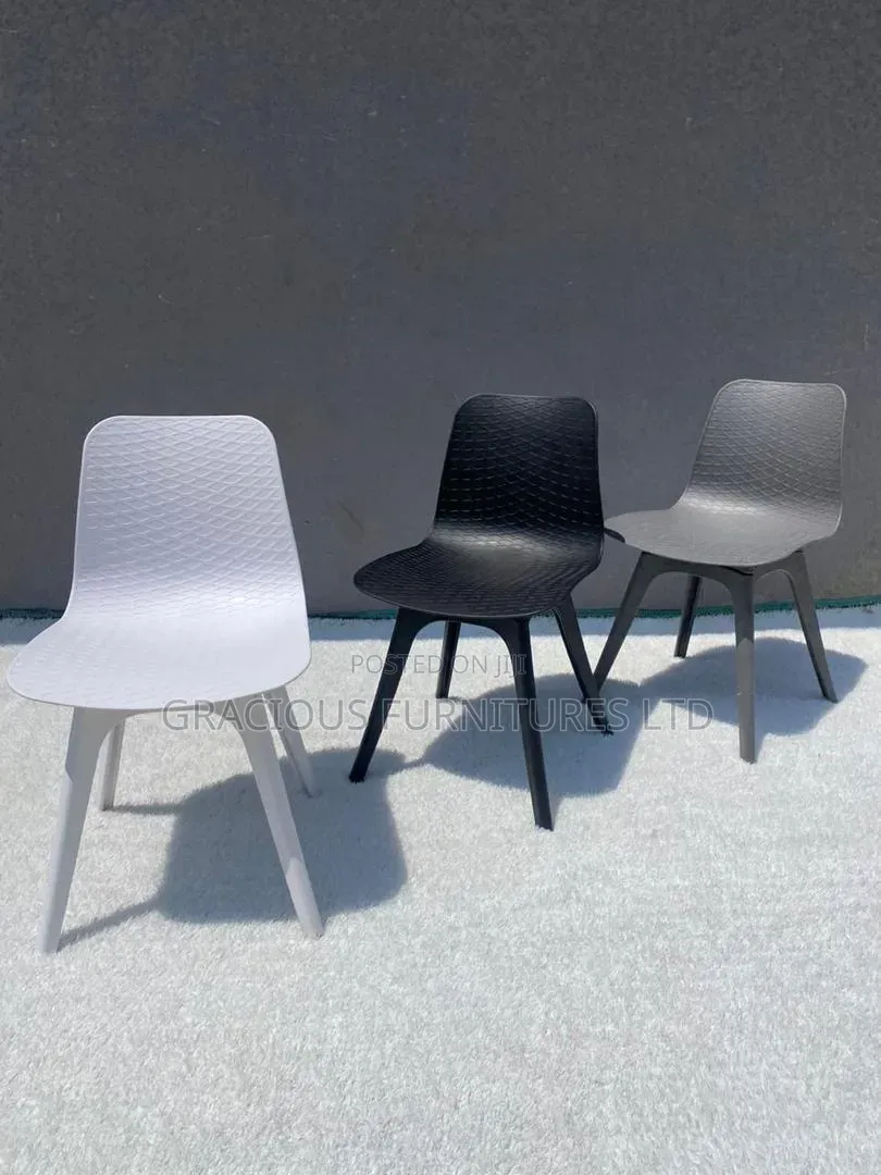 Modern Plastic Dining Chairs
