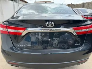 Toyota Avalon XLE Premium 4dr Sedan (3.5L 6cyl 6A) 2015 Black