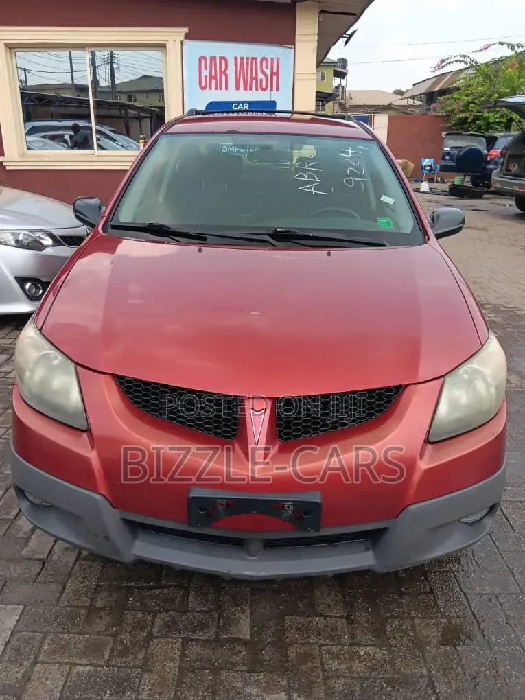 Pontiac Vibe 2006 Red