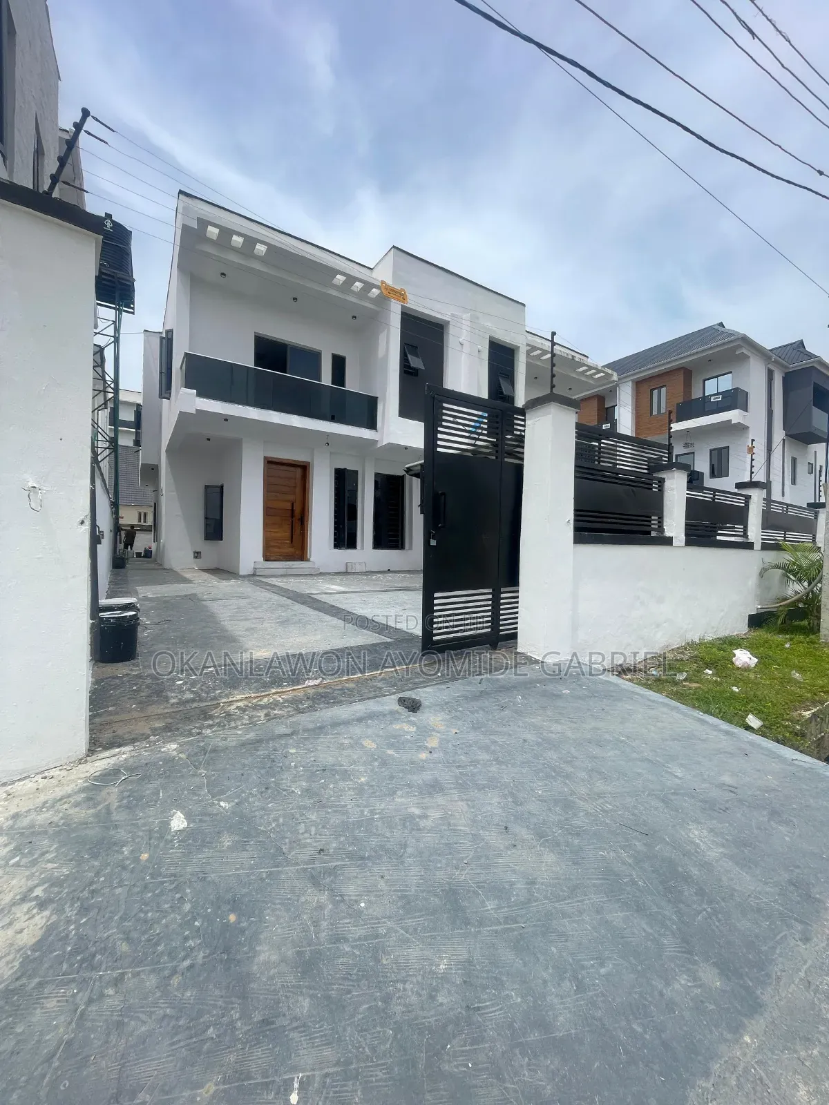 4bdrm Duplex in Ikate for sale