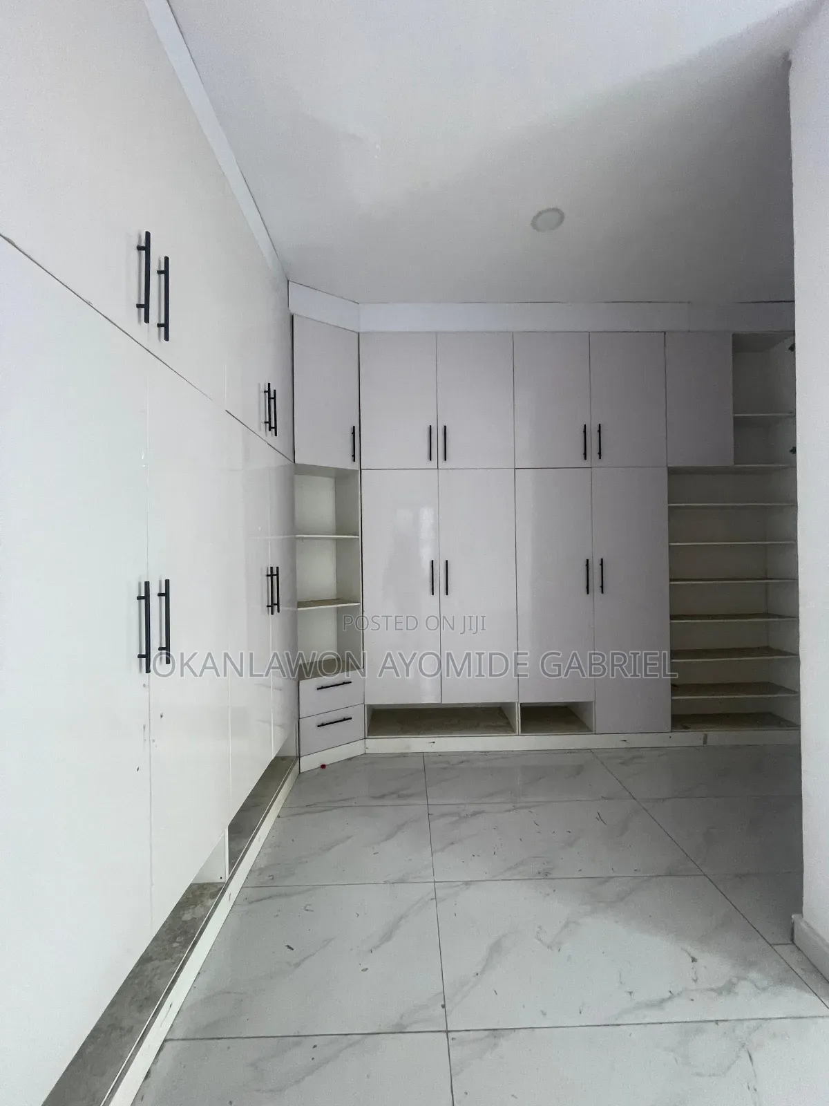 4bdrm Duplex in Ikate for sale