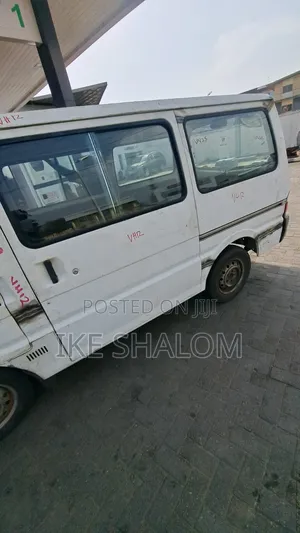 Nissan Vanette 2010