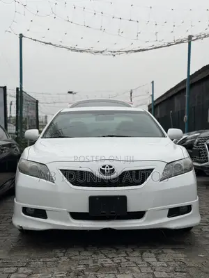 Toyota Camry SE 4dr Sedan (2.4L 4cyl 5A) 2007 White
