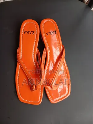 Heel Slippers Size 39