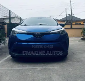 Toyota C-HR 2018 Blue