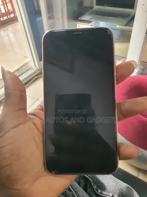 Apple iPhone XR 64 GB Orange