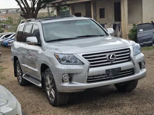 Lexus LX 570 AWD 2016 Silver