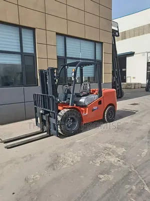 Hiking Forklift