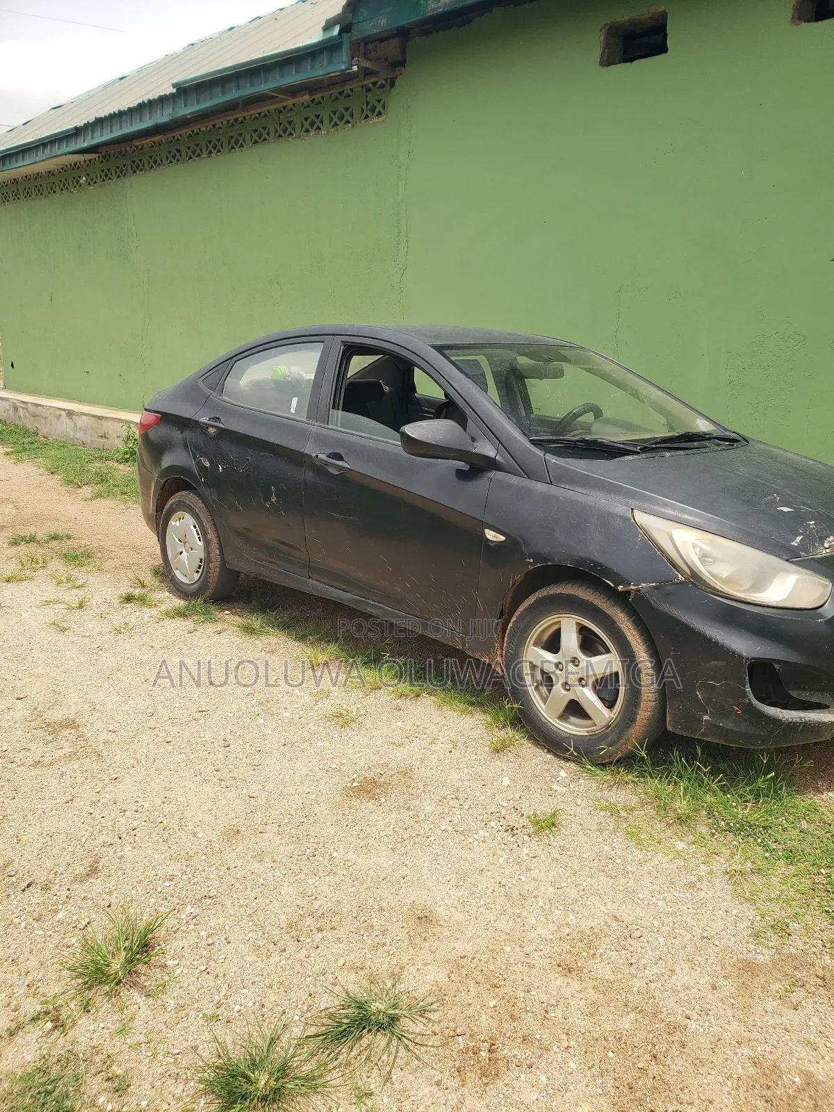 Hyundai Accent 2012 Black