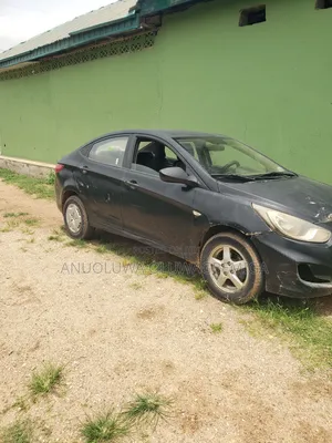 Hyundai Accent 2012 Black