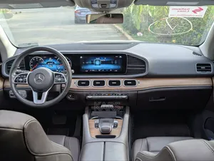 Mercedes-Benz GLE-Class GLE 350 4MATIC 2019 Gold