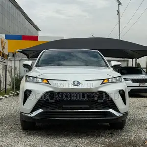 Toyota Venza 2022 White