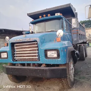 Tipper House