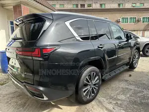 Lexus LX 600 2023 Black