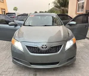 Toyota Camry SE 4dr Sedan (2.4L 4cyl 5A) 2008 Green