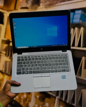 Laptop HP EliteBook 820 G3 8GB Intel Core i5 SSD 256GB