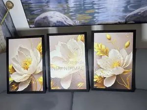 3 -in -1 Golden Leaves, Wall Frame - Luxury Modern Wall Art (Framed)