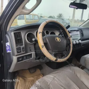 Toyota Tundra Double Cab 4x4 Limited 2011 Black